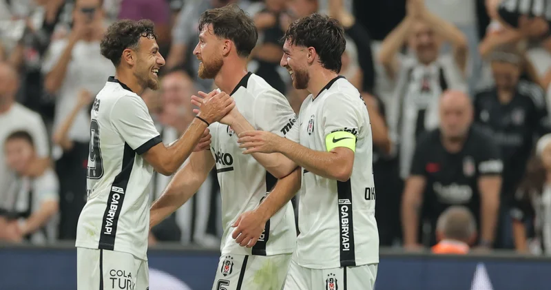 Spor yazarları Beşiktaş ın Midtjylland galibiyetini yorumladı: Beşiktaş ilk adımı doğru attı!