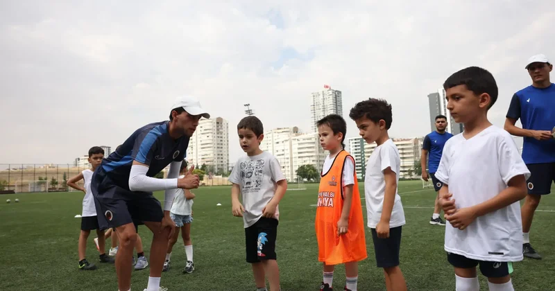Çankaya Belediyesi ve Gençlerbirliği’nden çocuklara ücretsiz futbol okulu