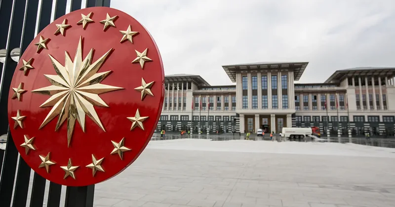 Yeni Parti nin logosu gündem oldu! Cumhurbaşkanı Başdanışmanı ndan olay benzetme