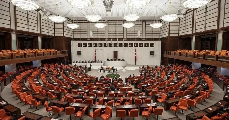 TBMM den geçti... En düşük emekli aylığı 23 bin 552 liraya yükseldi