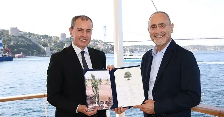 Prof. Dr. Gökhan Hotamışlıgil, genç bilim insanları ile bir araya geldi