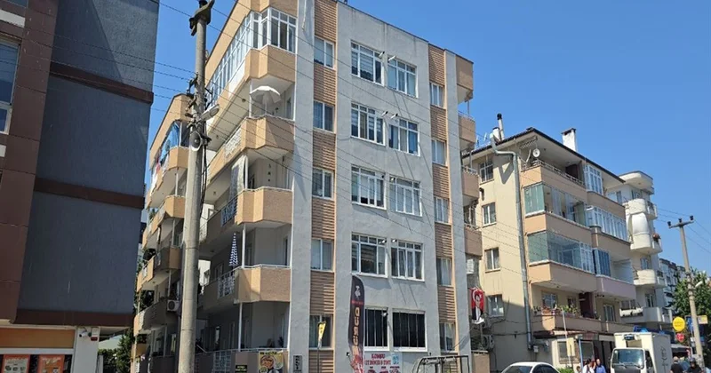 Yaşlı kadının katili komşusu çıktı: Öldürmeden önce fotoğraf çektirmiş