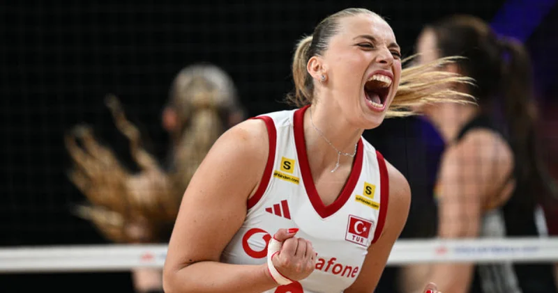 Cansu Özbay: Umuyorum ki gruptan 1. çıkacağız!