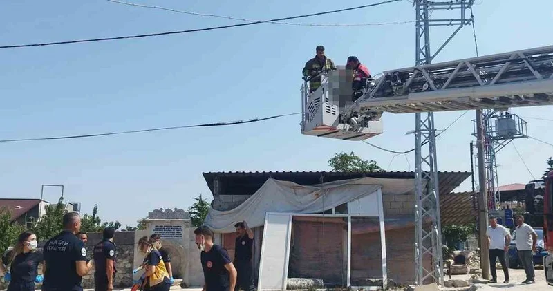 Hatay da Elektrik Direğinde İntihar Şüphesi