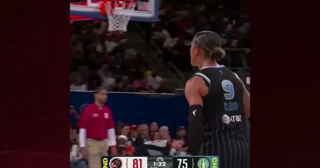 FETÖ cü Enes Kanter kadın basketbolcuyla tartıştı, stadtan kovuldu