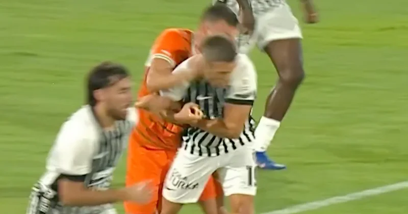 Beşiktaş tan hakem kararına sert tepki: Sezon başladı Sözcü Gazetesi