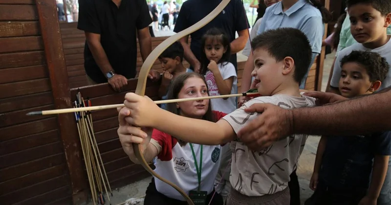 Malazgirt Zaferi etkinliklerinin ilk gününde 3 bini aşkın kişi ok atmayı deneyimledi