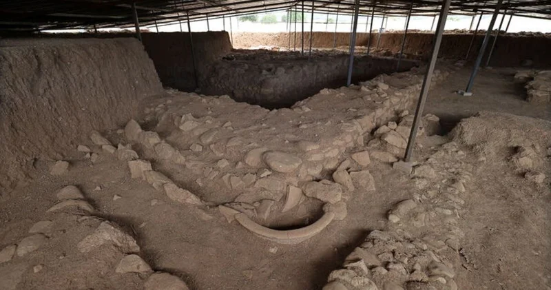 Şapinuva Antik Kenti ndeki 3 bin 400 yıllık anıtsal yapının gizemi