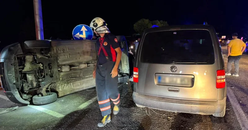 Çankırı da 2 hafif ticari araç çarpıştı: 9 yaralı