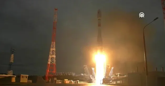 Rusya, Soyuz 2.1b roketini fırlattığını duyurdu