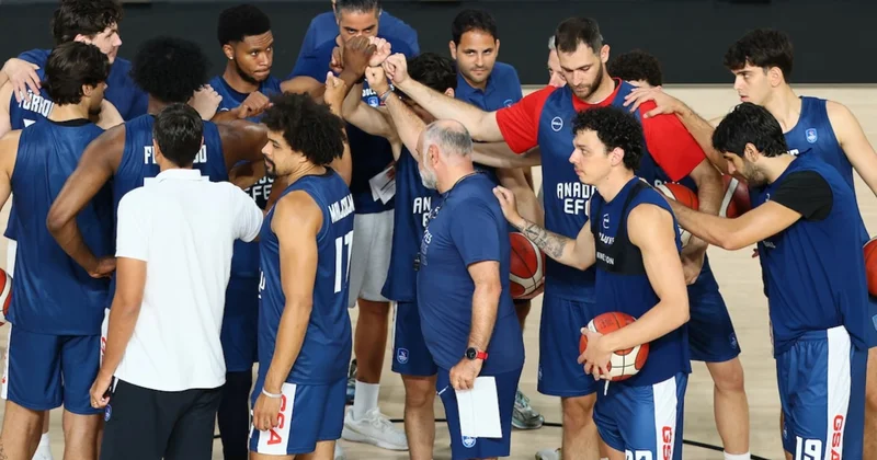 Anadolu Efes, yeni sezon startını verdi Sözcü Gazetesi
