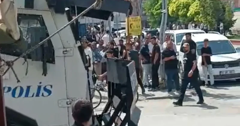 Van’da iki aile arasında taşlı sopalı kavga: 2 yaralı
