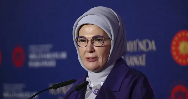 Emine Erdoğan dan Mevlit Kandili mesajı: Tüm İslam aleminin Leyle i Mevlid ini tebrik ediyorum