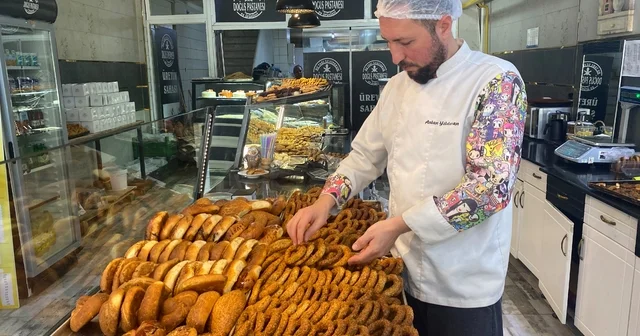 Eskişehir de kandil simidi üretim yoğunluğu Kandil simidi geleneği yıllardır değişmeyen bir kültür Eskişehir Haberleri Habertürk Yerel Haberler