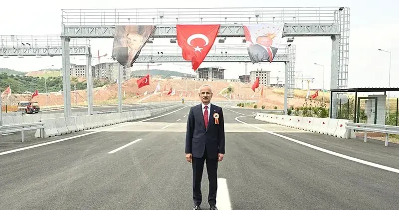 Akıncı da gişe adaları ve kanopiler kaldırılıyor