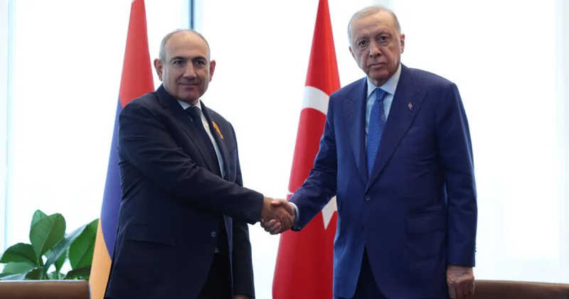 Cumhurbaşkanı Erdoğan, Paşinyan ve Zelenskiy le görüştü Dış Haberler