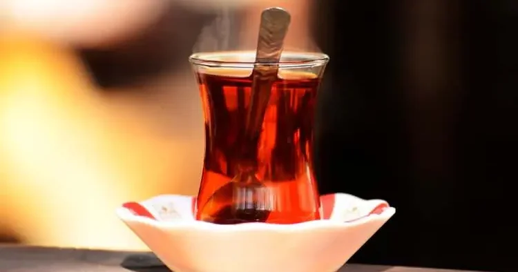Çayı yanlış demliyormuşuz! Çay ustasından doğru demleme yöntemi