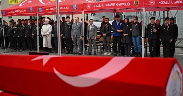 Kocaeli haberleri Kocaeli de kahreden haber! Kalp krizi geçiren astsubay hayatını kaybetti 23 Eylül 2026