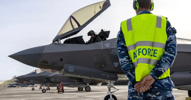 Pentagon dan utanç verici itiraf: Türkiye ye vermedikleri teknolojiyi Çin e çaldırdılar Sözcü Gazetesi