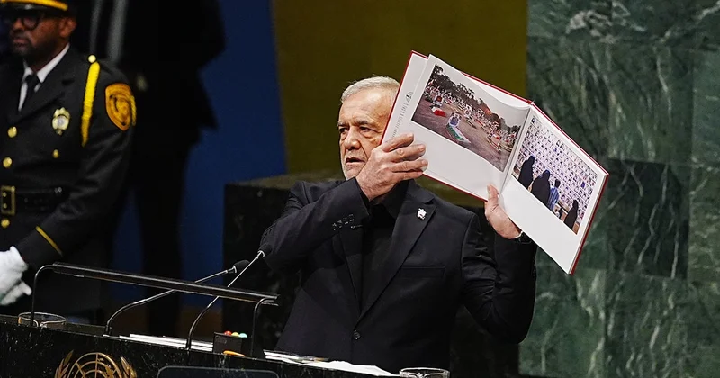 İran cumhurbaşkanı fotoğrafları gösterdi: ABD heyeti salonu terk etti Sözcü Gazetesi