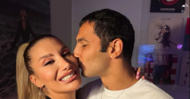 Romantik anlar: İrem Derici ve Melih Kunukçu aşklarını kollarına kazıttı Sözcü Gazetesi