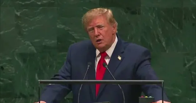 Trump konuşurken Küba heyeti salonu terk etti