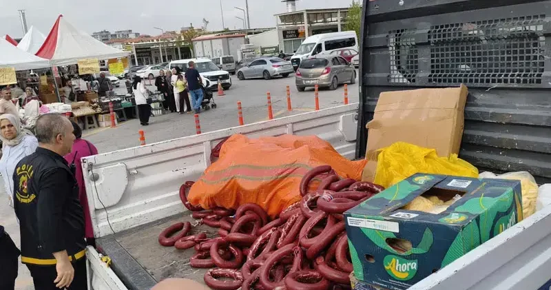 Malatya da yöresel ürün fuarında 230 kilo sucuk ve 150 kilo peynire el konuldu
