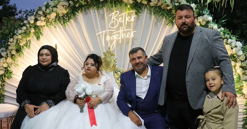 Burdur da 28 yaşındaki Elif gelinliğini giydi! Düğün fikri iki hafta önce yakaladığı buketten çıktı