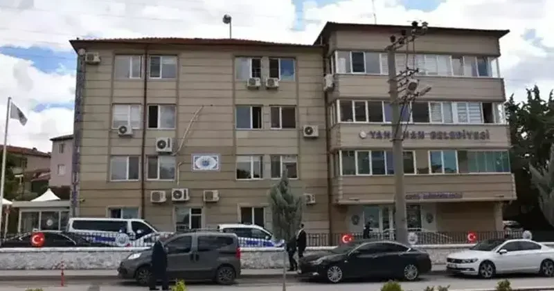 Yahşihan Belediyesi’ne yolsuzluk soruşturmasında 36 şüpheli hakkında operasyon düzenlendi