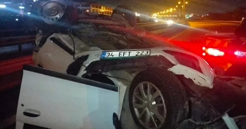 Sancaktepe de bir otomobilin arkadan çarptığı araç takla attı: 4 yaralı