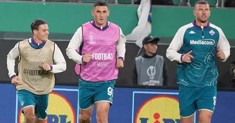 Dzeko, UEFA Konferans Ligi’nde tarihe geçti