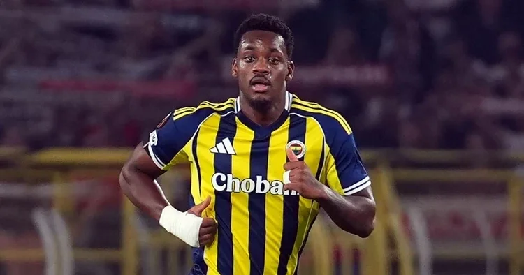 Fenerbahçe de Jhon Duran 2 ay sonra formasına kavuştu