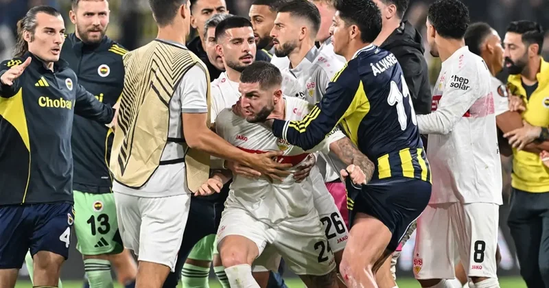 Atılan manşetleri görmeniz lazım! Bütün ülke Fenerbahçe yi konuşuyor