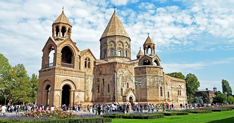 Eçmiadzin’den kınama: Paşinyan’ın katılacağı ayin, kiliseyi bölmeye yönelik girişimdir Agos