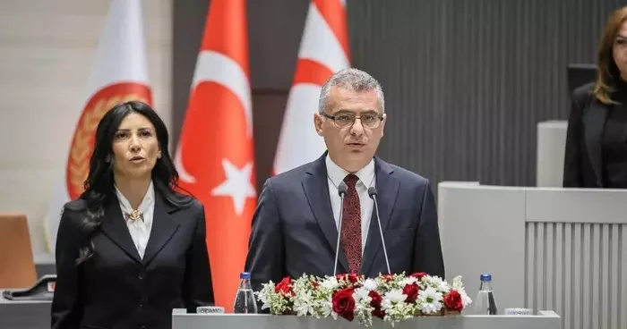 KKTC Cumhurbaşkanı Erhürman, Meclis te yemin etti