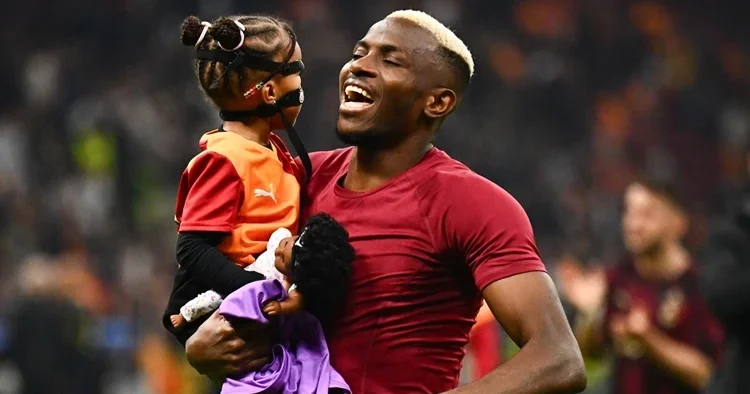 Victor Osimhen dünyanın dilinde!