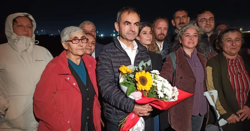 Gazeteci Ercüment Akdeniz tahliye edildi: ‘İçimde buruk bir sevinç var’
