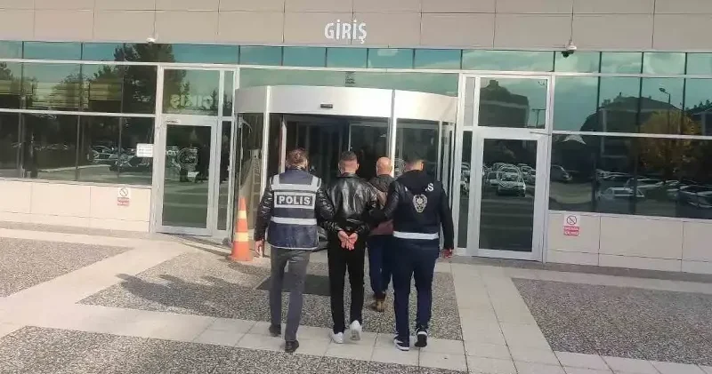 Bolu’da dedesinin evindeki eşyaları çalıp satan torun tutuklandı Bolu Haberleri