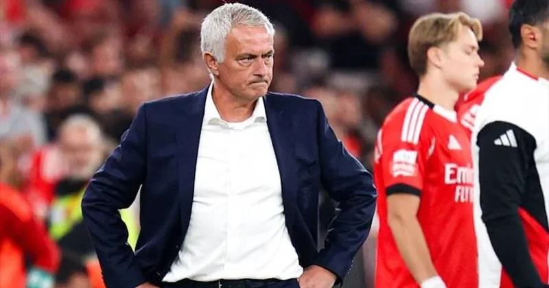 Mourinho dan olay itiraf! İşte Fenerbahçe den ayrılma sebebi olan oyuncu Sözcü Gazetesi