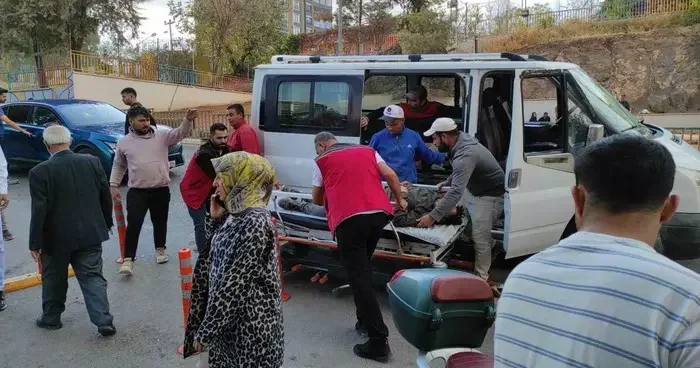 Şanlıurfa’da çalıştığı inşaatta düşen 13 yaşındaki çocuk yaralandı