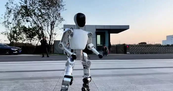 Neredeyse telefon fiyatına satılacak! İşte dünyanın en ucuz robotu