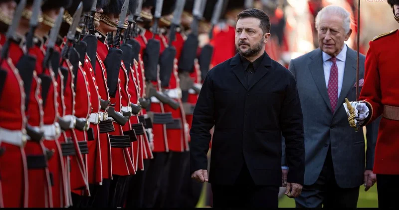 Zelenski, Londra’da Starmer’la bir araya geldi: Rusya ya baskı mesajı