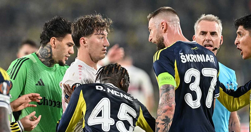 Fenerbahçe maçı sonrası çok sinirlendi: Bir daha sahaya çıkmasını beklemiyor