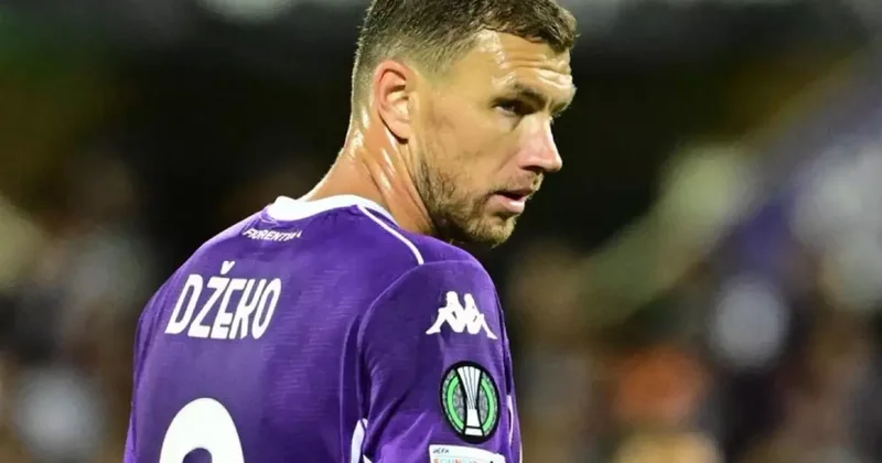Dzeko dan teknik direktörü Pioli ye eleştiri