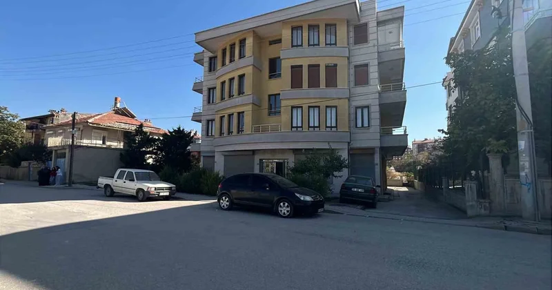 Konya Meram da kedi tüyü kavgasında 1 kişi bıçakla yaralandı, 1 kişi darp edildi