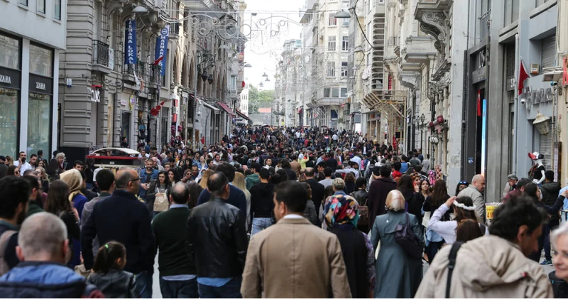 İstanbul da üst solunum yolu vakaları sonbaharla birlikte artıyor