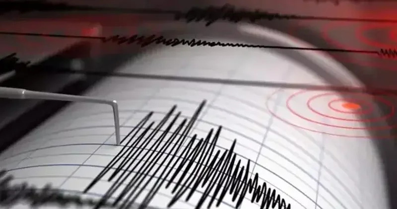 Vanuatu da 4 dakika arayla 6.9 ve 6.3 büyüklüğünde iki deprem