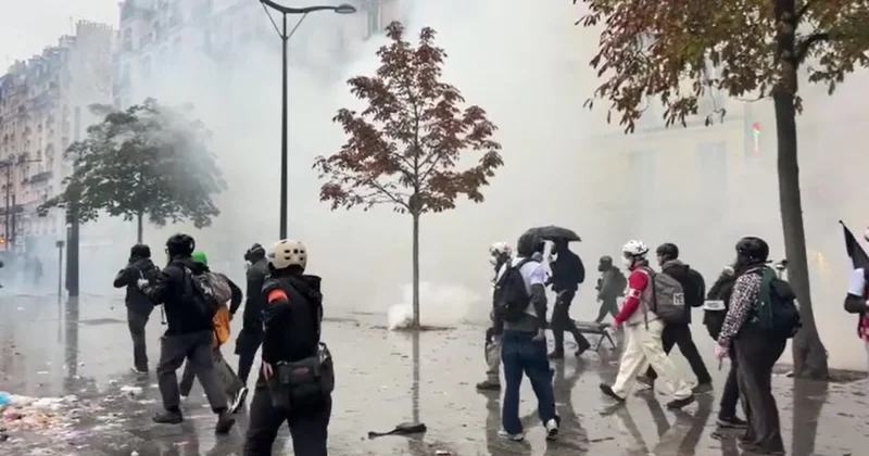 Fransa ve İtalya alarmda: Yüzbinler sokağa indi Sözcü Gazetesi