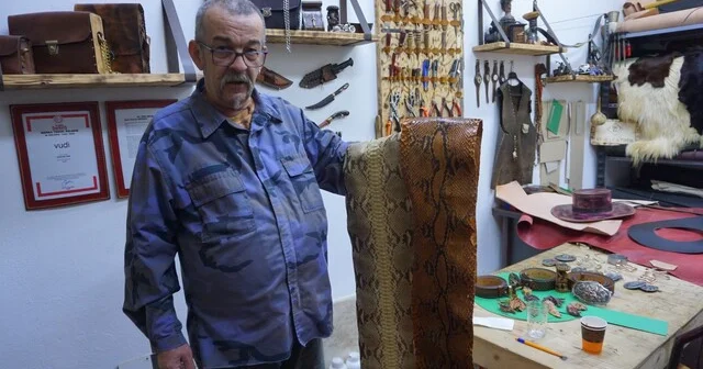 Geleneksel deri işçiliği, hem zamana hem fabrikasyona direniyor İzmir Haber Habertürk Yerel Haberler