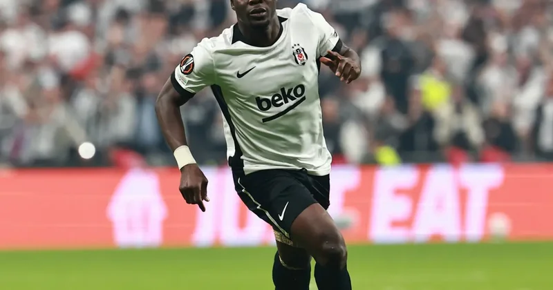 Crystal Palace ı 3 puandan eden Olaitan, Premier Lig takımlarını peşine taktı